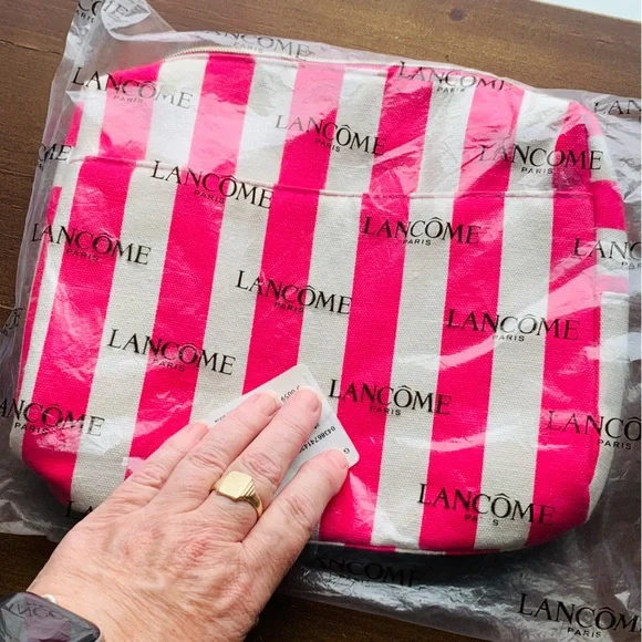Lancome Cosmetics Bag Pink White Candy Stripe Insulated - Picture 7 of 7